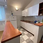 Mare Baška Voda