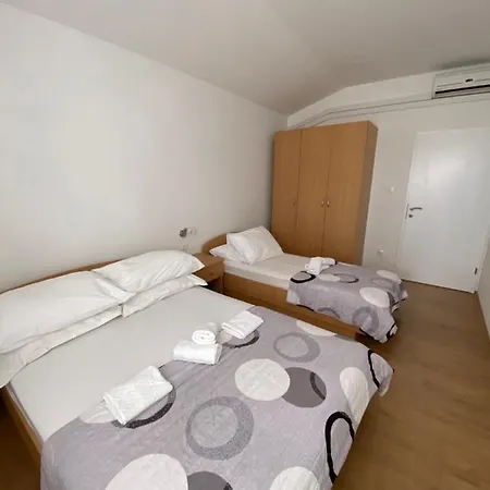 Apartment Mare Baska Voda