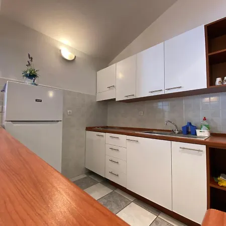 Apartman Mare *