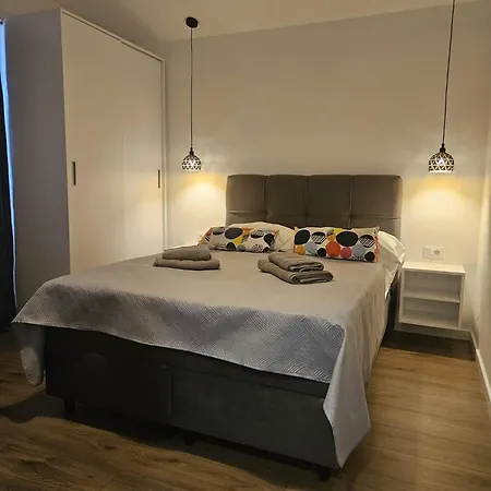Mare Baška Voda